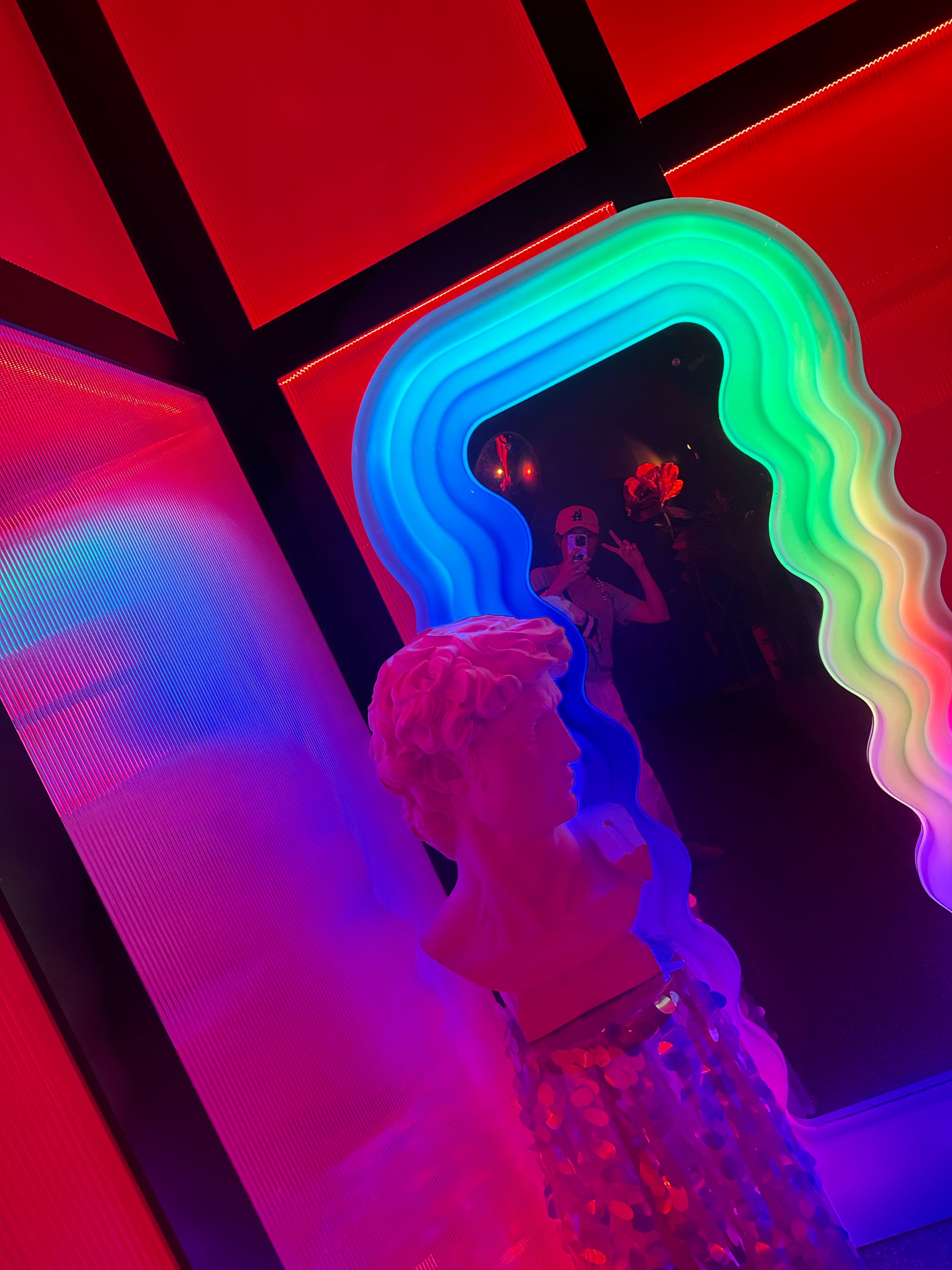 扬州商务ktv: 中低端区别-高邮市ktv预定